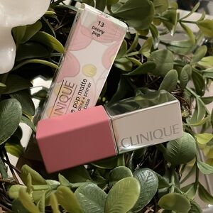 🩷💛CLINIQUE®️MATTE Lip Color+Primer“PEONY POP”💛🩷